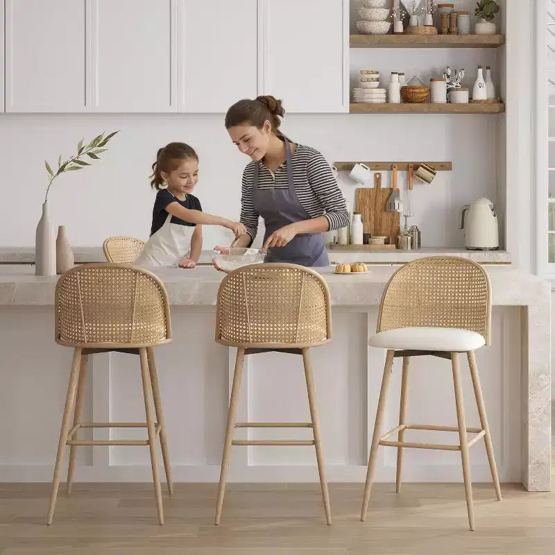 Tabourets de bar pivotants en rotin avec similicuir, chaises de bar rembourrées de style bohème moderne du milieu du siècle pour îlot de cuisine